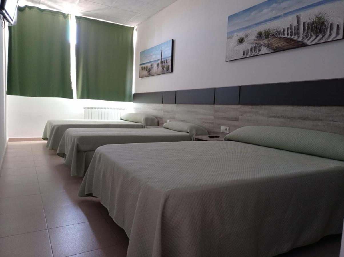 Hostal Brin Monreal del Campo Luaran gambar